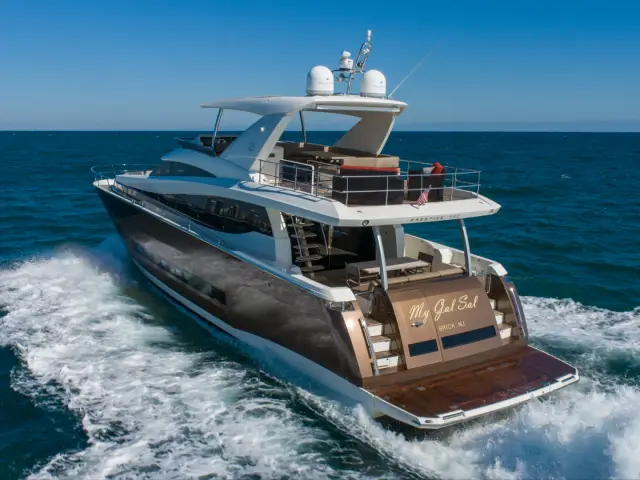 THE GOOD LIFE | Prestige 750 — 4 / 31