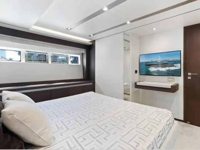 THE GOOD LIFE | Prestige 750 — 31 / 31