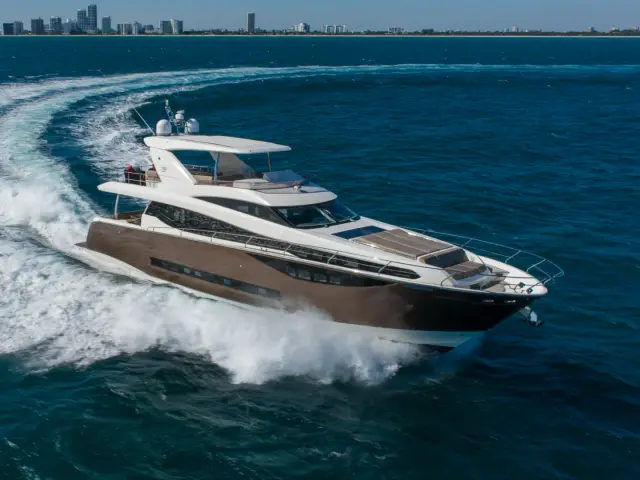 THE GOOD LIFE | Prestige 750 — 1 / 31