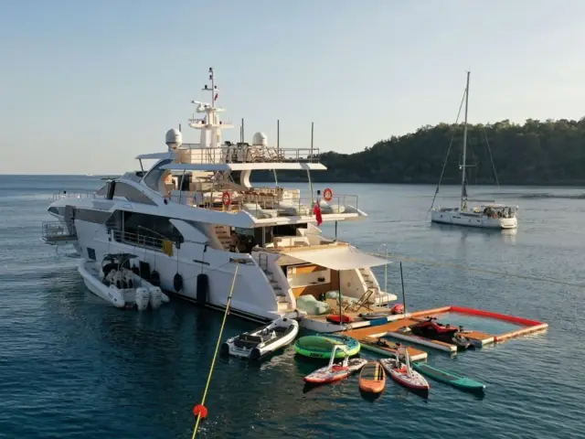 LOVE T | Azimut Grande 35  — 4 / 61