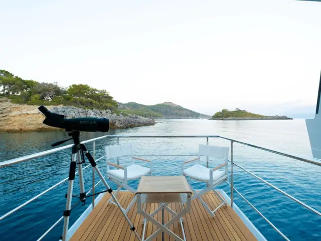 LOVE T | Azimut Grande 35  — 19 / 61
