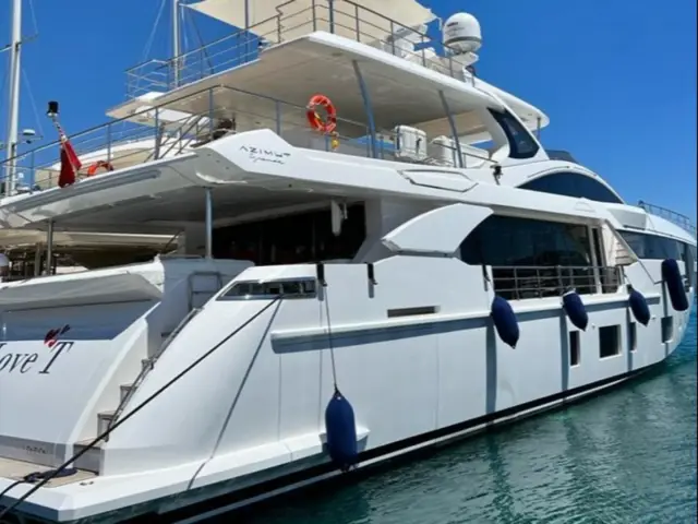 LOVE T | Azimut Grande 35  — 14 / 61
