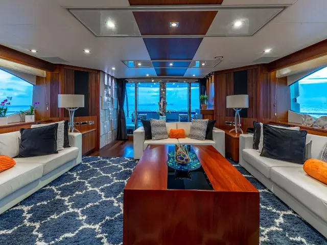 EMRYS | Sunseeker 98 — 14 / 22