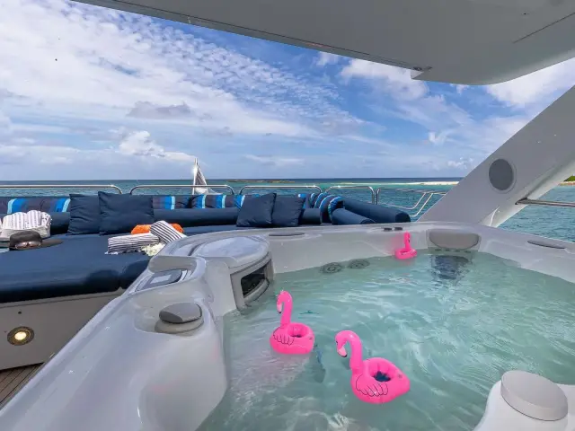 EMRYS | Sunseeker 98 — 10 / 22
