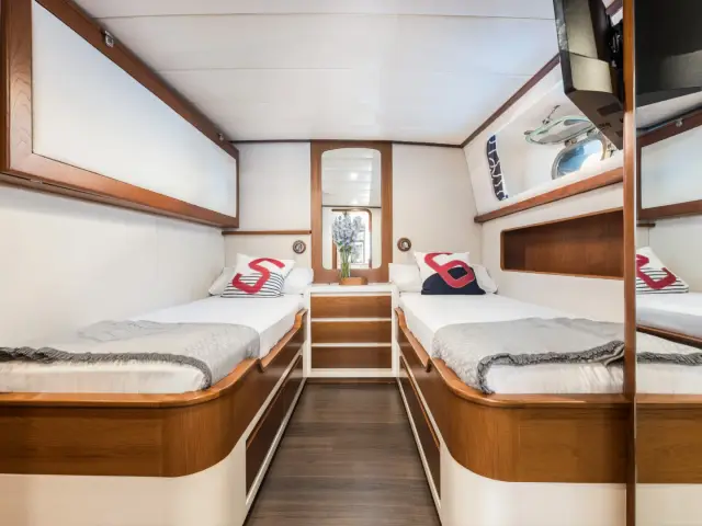 SPIRIT OF MK | CRN Ancona 34M — 25 / 28
