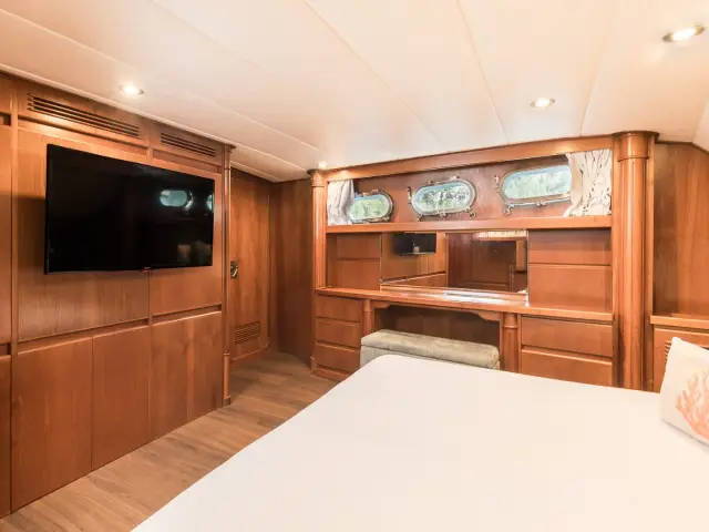 SPIRIT OF MK | CRN Ancona 34M — 18 / 28