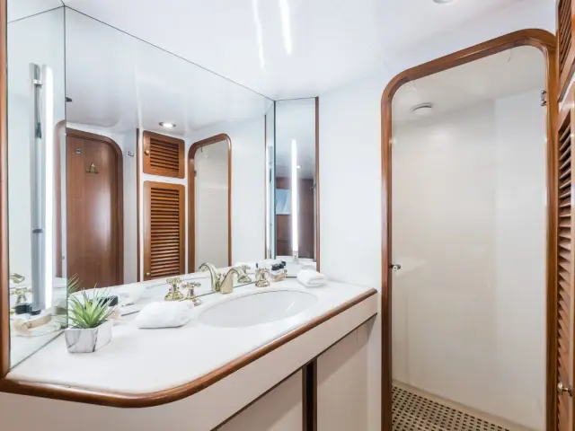 SPIRIT OF MK | CRN Ancona 34M — 26 / 28