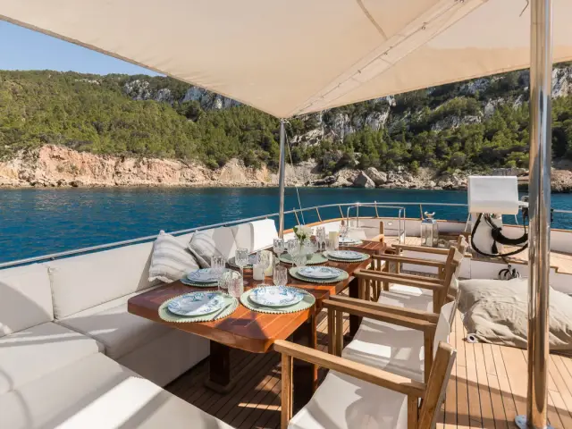 SPIRIT OF MK | CRN Ancona 34M — 12 / 28