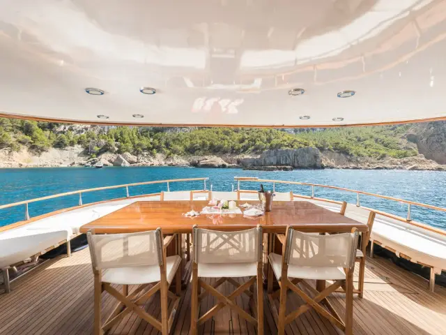 SPIRIT OF MK | CRN Ancona 34M — 10 / 28