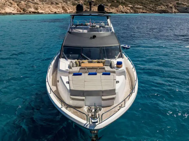 SEAWATER II | Sunseeker 86 — 7 / 39