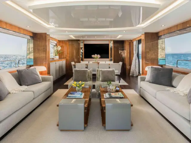 SEAWATER II | Sunseeker 86 — 17 / 39