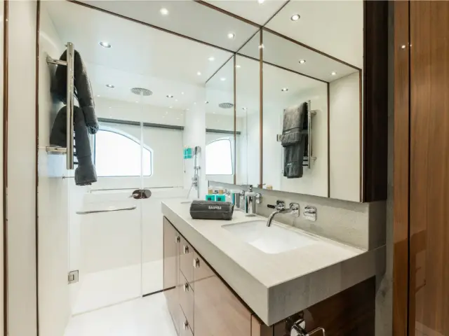 SAAHSA | Sunseeker 76 — 19 / 20