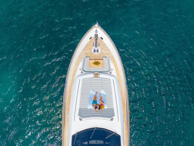 ACCIDENTAL SUCCESS II | Sunseeker 95 — 7 / 29