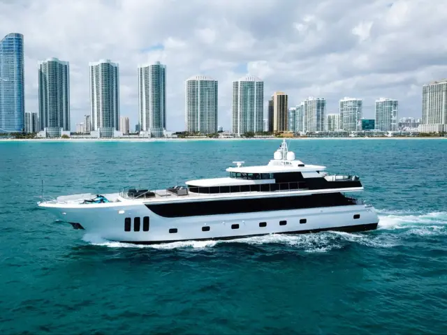 PRIVILEGE | Custom Line 112' — 1 / 26