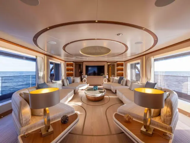MY Anjelif | Columbus 50M — 15 / 47