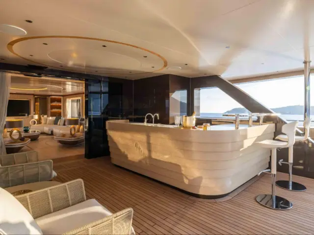 MY Anjelif | Columbus 50M — 14 / 47