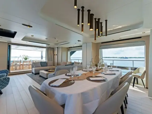 COMPASS | Azimut 88 — 28 / 64