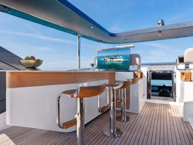 COMPASS | Azimut 88 — 64 / 64