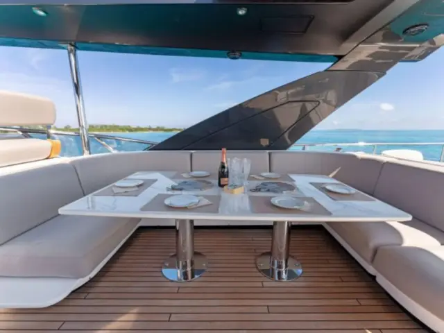 COMPASS | Azimut 88 — 31 / 64