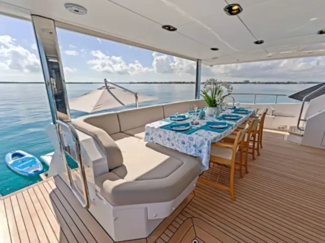 COMPASS | Azimut 88 — 46 / 64