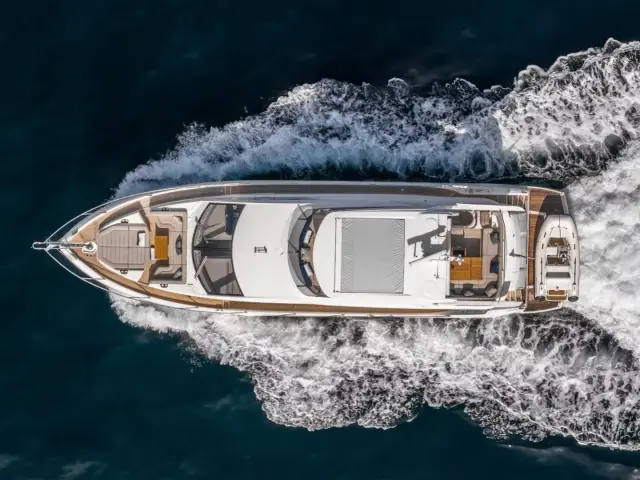 MY Lanonno | Sunseeker Manhattan 66 — 3 / 30