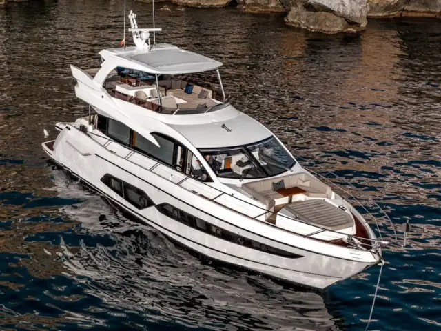 MY Lanonno | Sunseeker Manhattan 66 — 1 / 30
