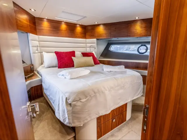 MY Lanonno | Sunseeker Manhattan 66 — 27 / 30