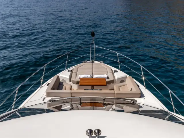 MY Lanonno | Sunseeker Manhattan 66 — 7 / 30