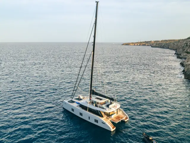 SHADES OF GREY | Sunreef 80 — 4 / 45
