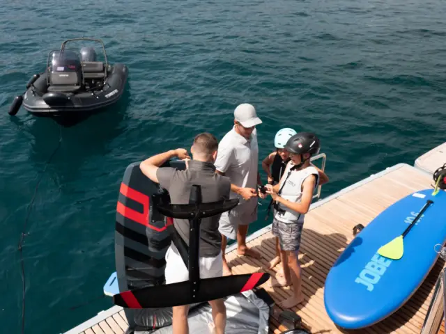 SHADES OF GREY | Sunreef 80 — 15 / 45
