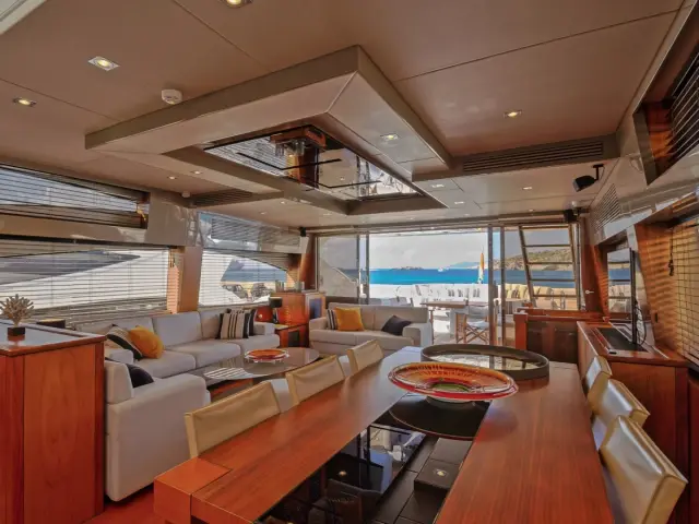 BASAD | Sunseeker Predator 84 — 21 / 37