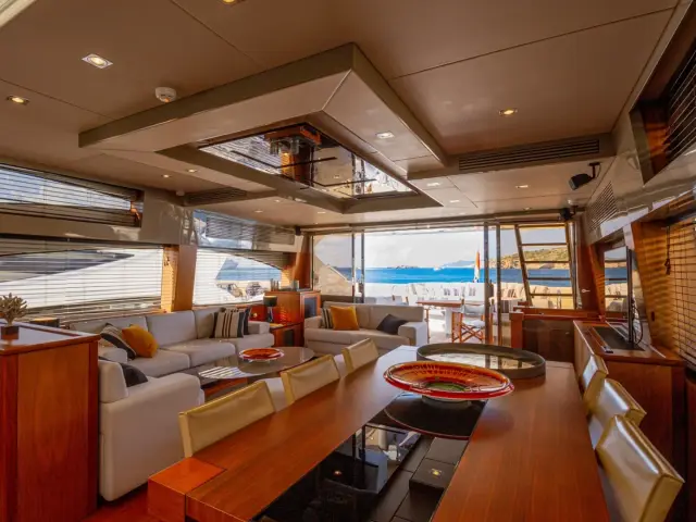 BASAD | Sunseeker Predator 84 — 22 / 37