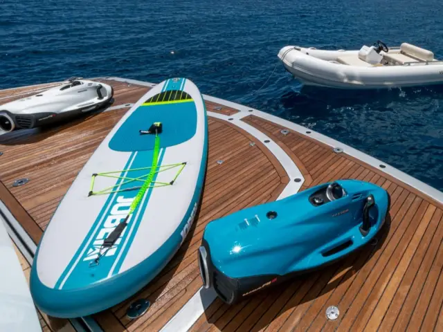 BASAD | Sunseeker Predator 84 — 12 / 37