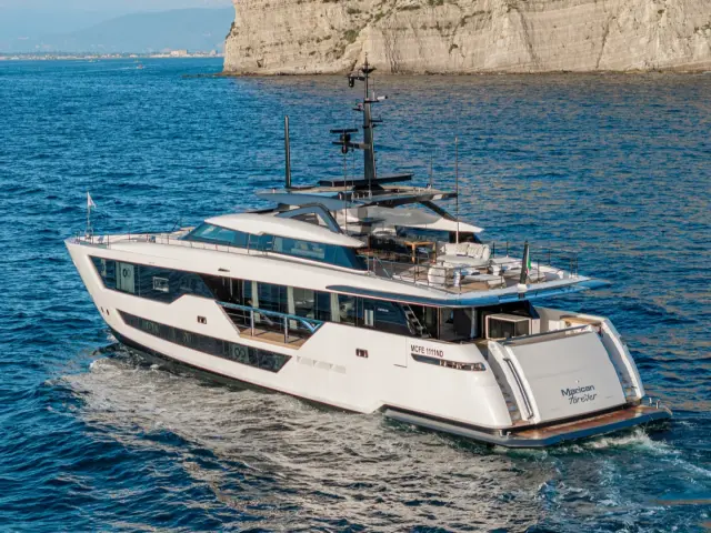 MARICAN FOREVER | Custom Line 106' — 7 / 69