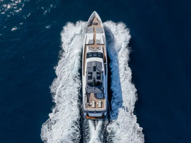 MARICAN FOREVER | Custom Line 106' — 13 / 69