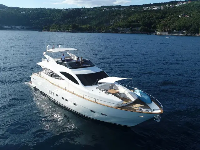LUKAS | Filippetti Deauville Evo Marine 760 — 2 / 18