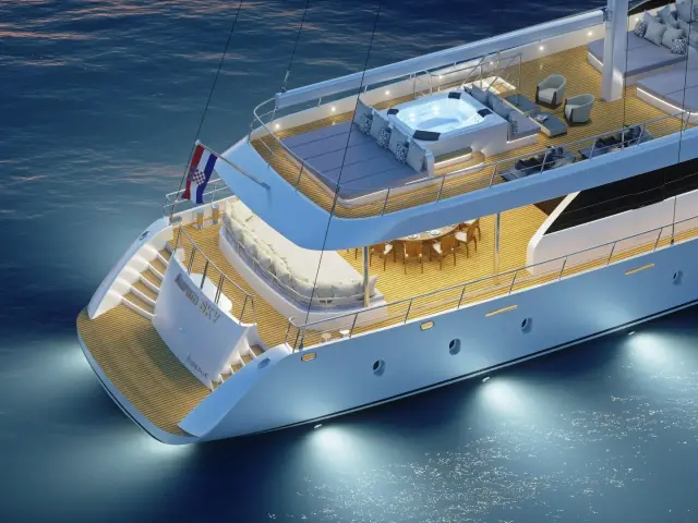 AURUM SKY | Custom 43.5 M — 9 / 24