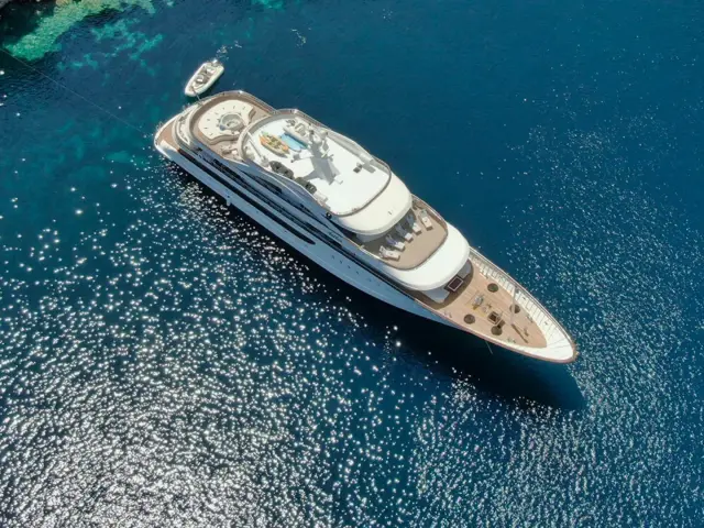 ANTHEA | Custom 52M — 6 / 28