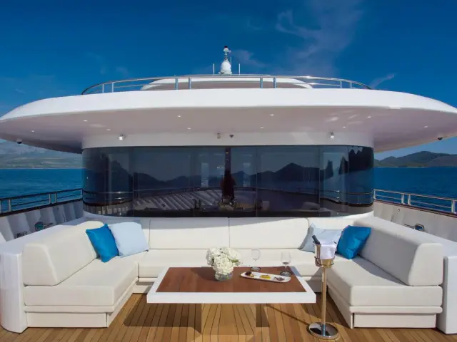 ANTHEA | Custom 52M — 8 / 28