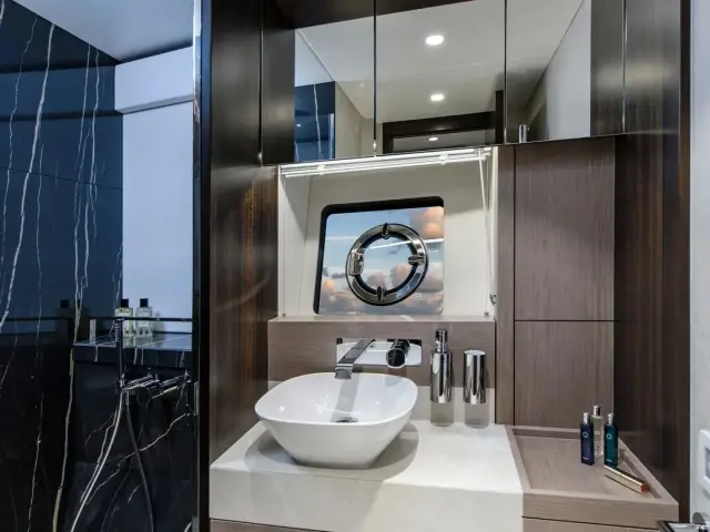 APOLLO | Sunseeker Manhattan 68 — 19 / 21