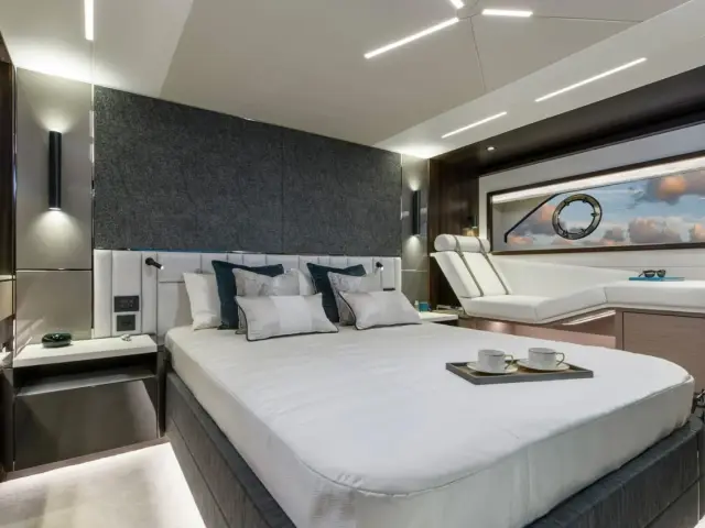 APOLLO | Sunseeker Manhattan 68 — 15 / 21