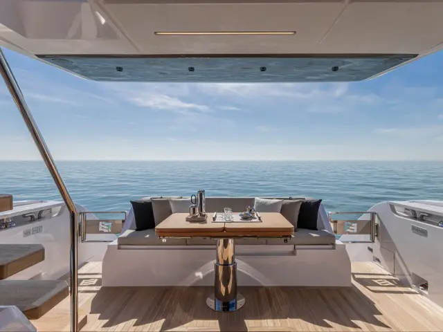 DAENI | Ferretti 580 — 5 / 22