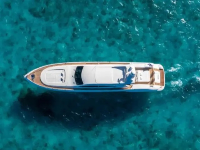 TOTAL | Mangusta 108 — 7 / 20