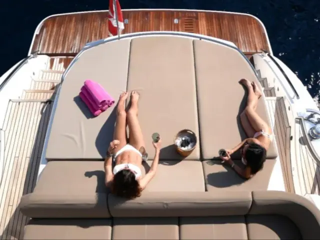 SCIA BIANCA | Princess V62S — 10 / 14