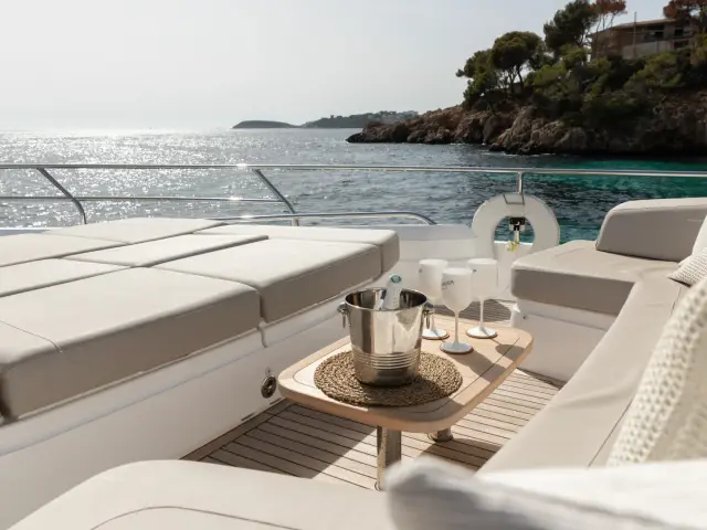 MIO BARCO II | Princess Y78 — 20 / 45