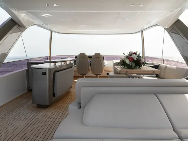MIO BARCO II | Princess Y78 — 24 / 45