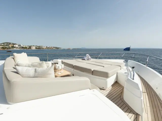 MIO BARCO II | Princess Y78 — 10 / 45