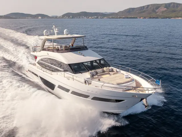 MIO BARCO II | Princess Y78 — 3 / 45