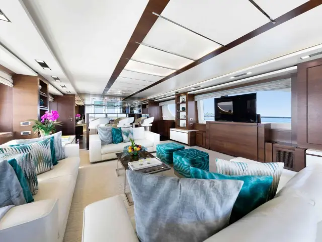 INSIEME | Azimut 105 — 11 / 21