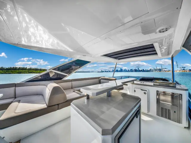 SEVEN SEAS | Galeon 68' — 41 / 49